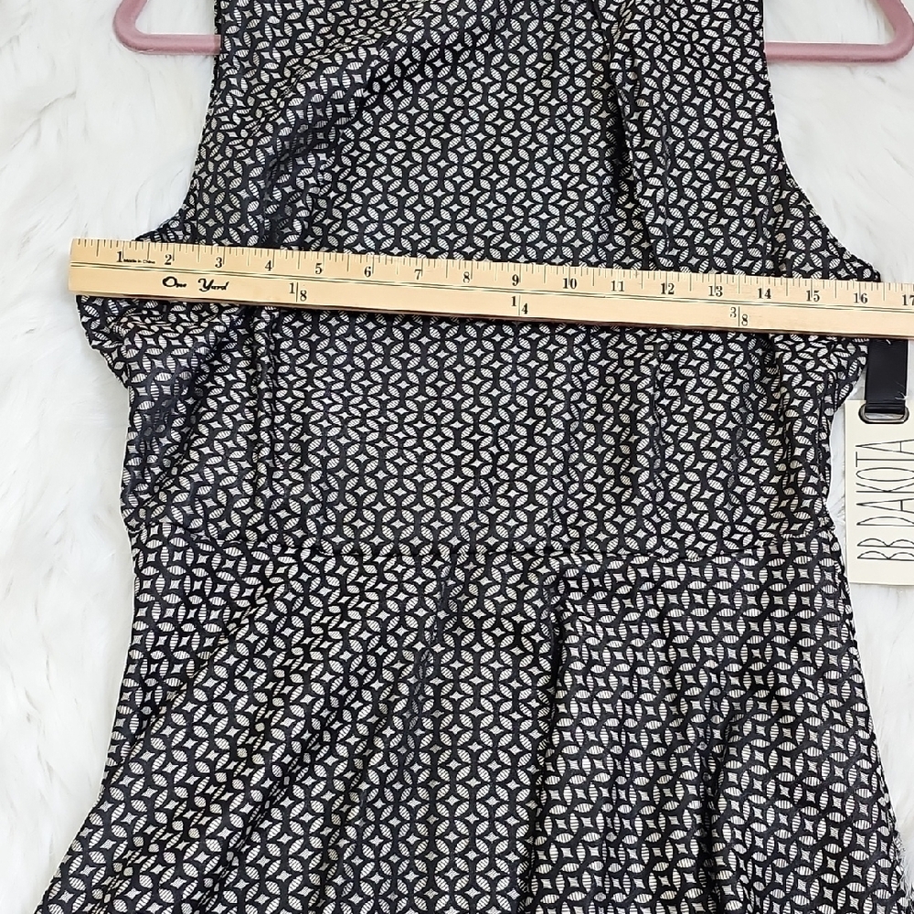 BB Dakota Monochrome Patterned Dress - Picture 6 of 15